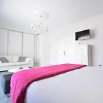 Vakantiehuis Galihost - Enorme Casa Con Piscina En Villanueva De Arosa