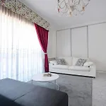 Galihost - Enorme Casa Con Piscina En *