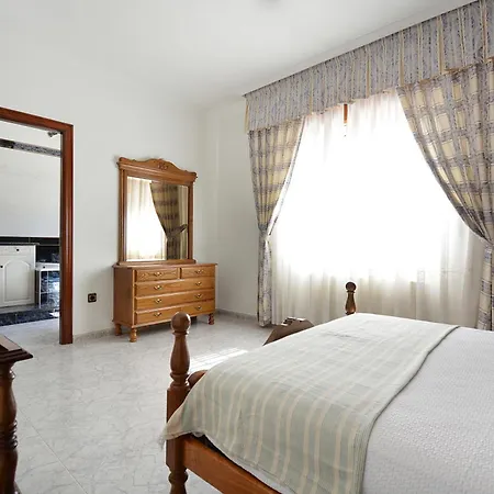 Galihost - Enorme Casa Con Piscina En בית נופש *