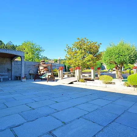 Galihost - Enorme Casa Con Piscina En *