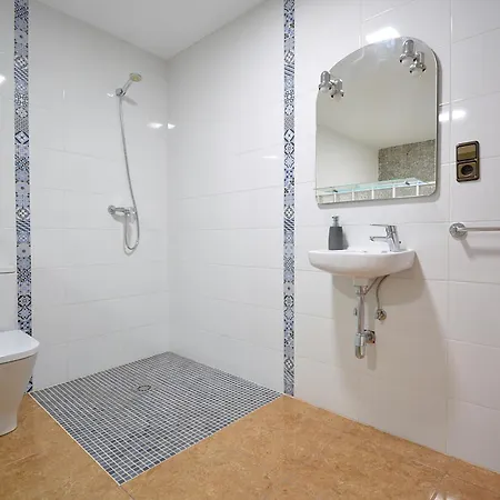 Galihost - Enorme Casa Con Piscina En וילאנואבה דה ארוסה