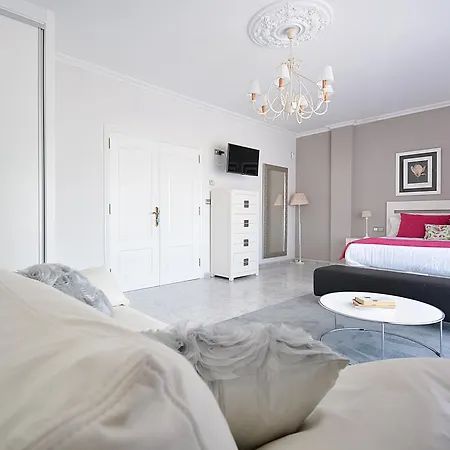 Galihost - Enorme Casa Con Piscina En בית נופש